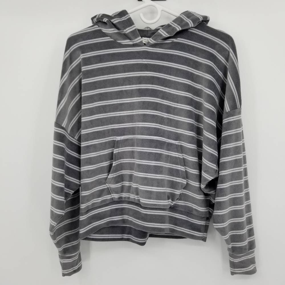 American Eagle‎ Grey and White Striped Sweatshirt